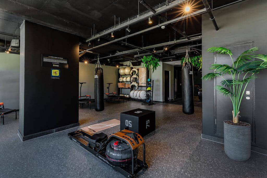 The One Gym Finished 1 danielle cerullo CQfNt66ttZM unsplash scaled